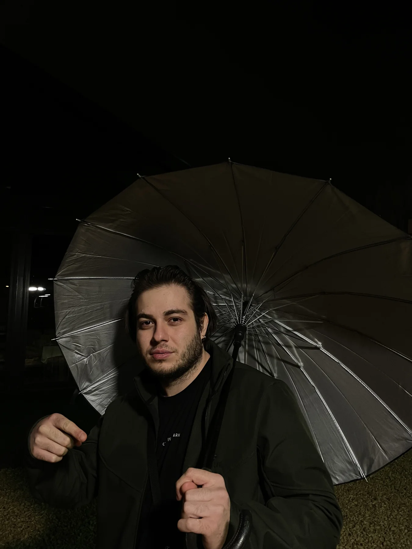 Ediz ve büyük şemsiye